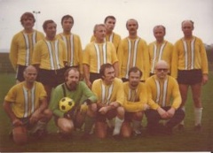 Zum Abschluss seiner Karierre nochmals eine Meisterschaft. 1978 mit der AH-Fußballmannschaft Stadtmeister